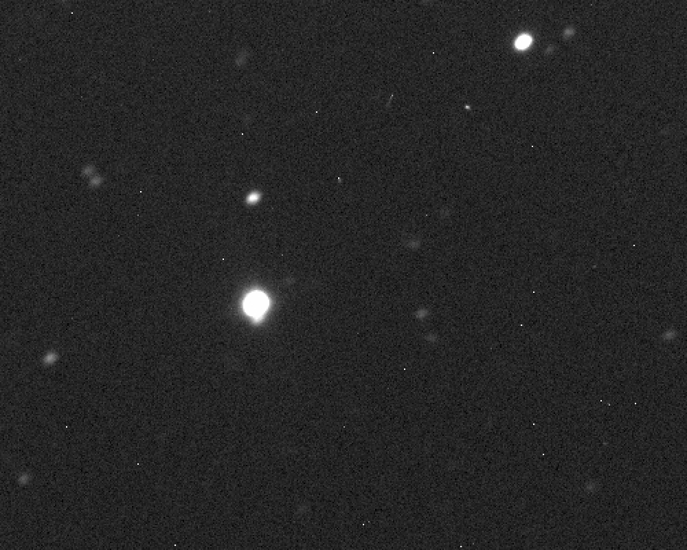 With the help of an Australian telescope, MPS researcher Dr. Joachim Ripken took this image of asteroid (11808) Platz on 30 April this year. The asteroid is the pale spot in the middle of the image, which moves to the left.<br /><br /><br />