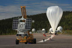 The solar observatory Sunrise is borne by a helium balloon to a float height of more than 35 kilometers.