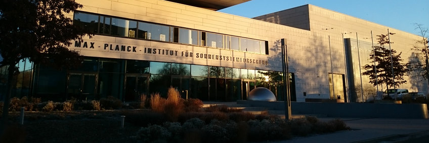 Max-Planck-Institut für Sonnensystemforschung in Göttingen. Luftaufnahme Frühjahr 2014. MPS beherbergt die wissenschaftlichen Abteilungen Planeten und Kometen, Sonne und Heliosphäre, Das Innere der Sonne und der Sterne.