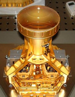 „Laser Head Box“ (LHB) mit geöffneter Abdeckung der während der Mission hermetisch eingekapselten Optik