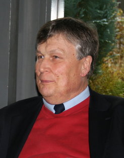 Dr. Arne K. Richter