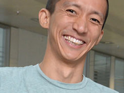 Dr. Kok Leng Yeo is this year’s Fred L. Scarf Awardee.