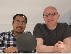 Für ihre Beiträge zur Asteroiden-Mission Dawn hat die International Astronomische Union zwei Asteroiden nach Dr. Guneshwar Thangjam (links) und Dr. Thomas Platz (rechts) vom MPS benannt.
