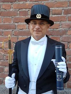 Prof. Dr. Sami K. Solanki from the MPS at the Conferment Ceremony of the University of Oulu. A doctor’s hat, a sword, and a roll containing the official documents are part of the traditional attire of the awardees.