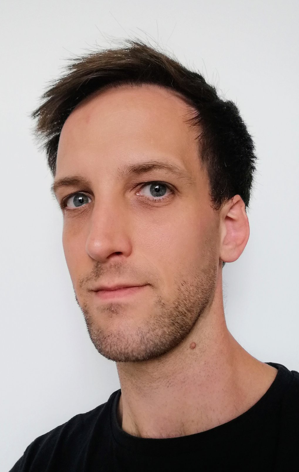 Dr. Christian  Renggli